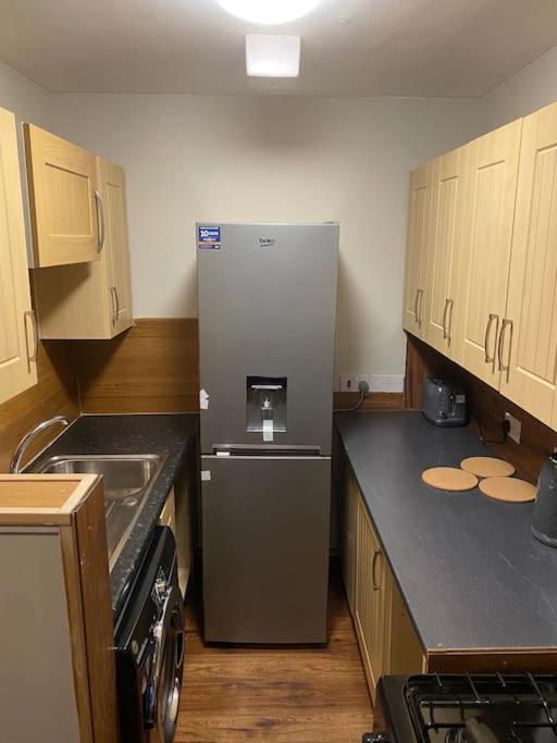 One Bedroom Apartment In Gorgie With New Central Heating System Edimburgo Exterior foto